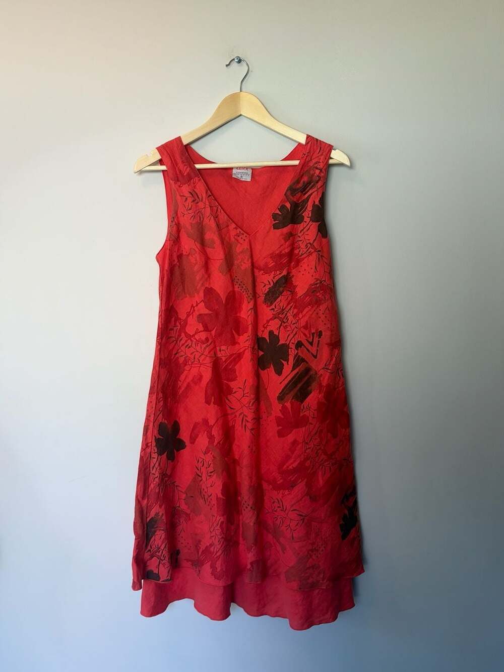 Click Red Floral 100% Linen Layered Sleeveless V-Neck Dress Size S